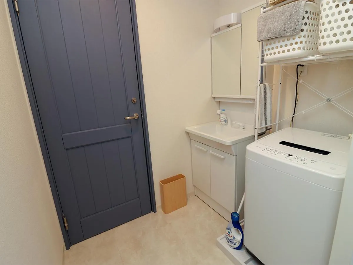 Gloce 逗子葉山ハウス L 京急逗子葉山駅北口から徒歩1分 Apartment Zushi 0*,